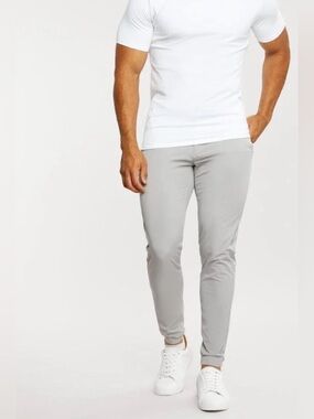 NWT Tailored Athlete Soft Gray Everyday Tech Trousers